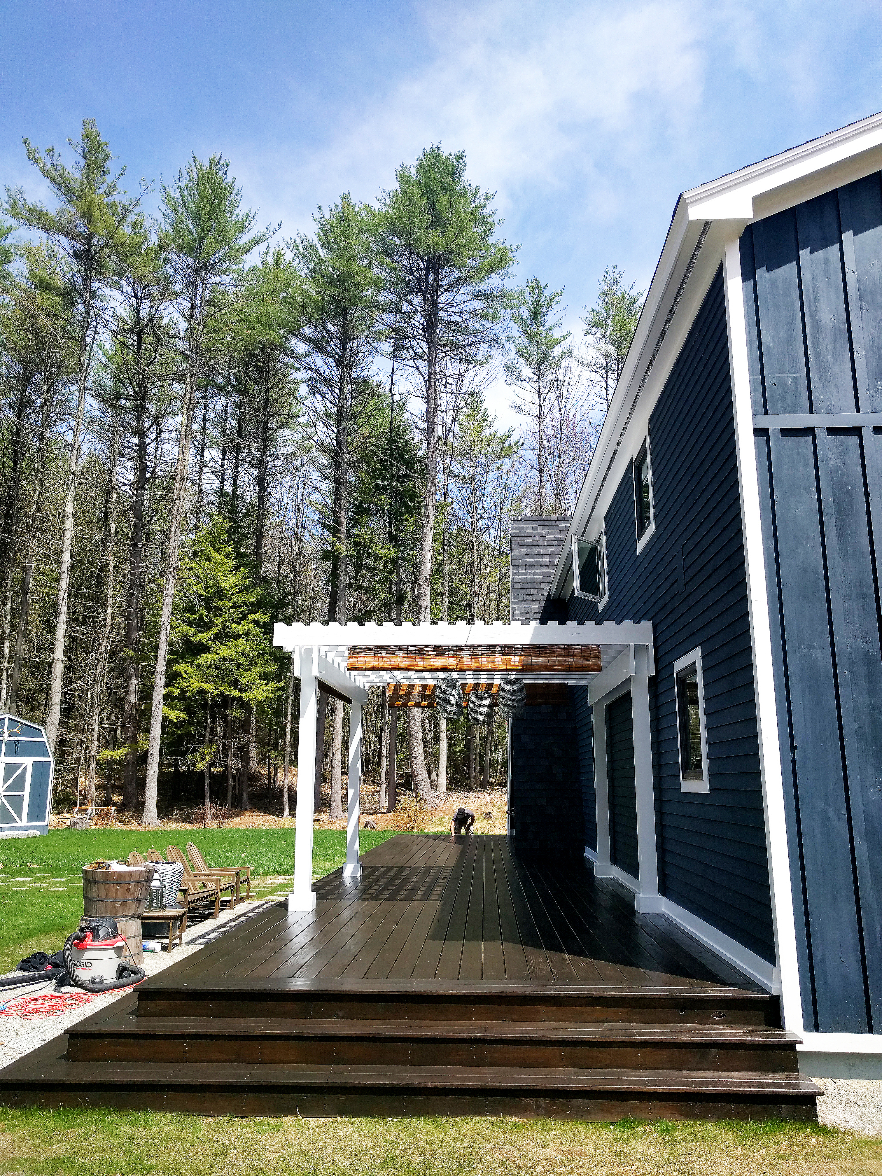 DECK MAKEOVER BEFORE 1